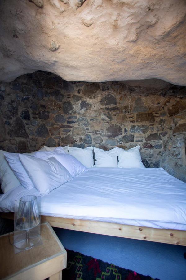 My Old Stone House In A 2 000 Sqm Private Garden With Fab Glamping Tent Mandraki  Ngoại thất bức ảnh
